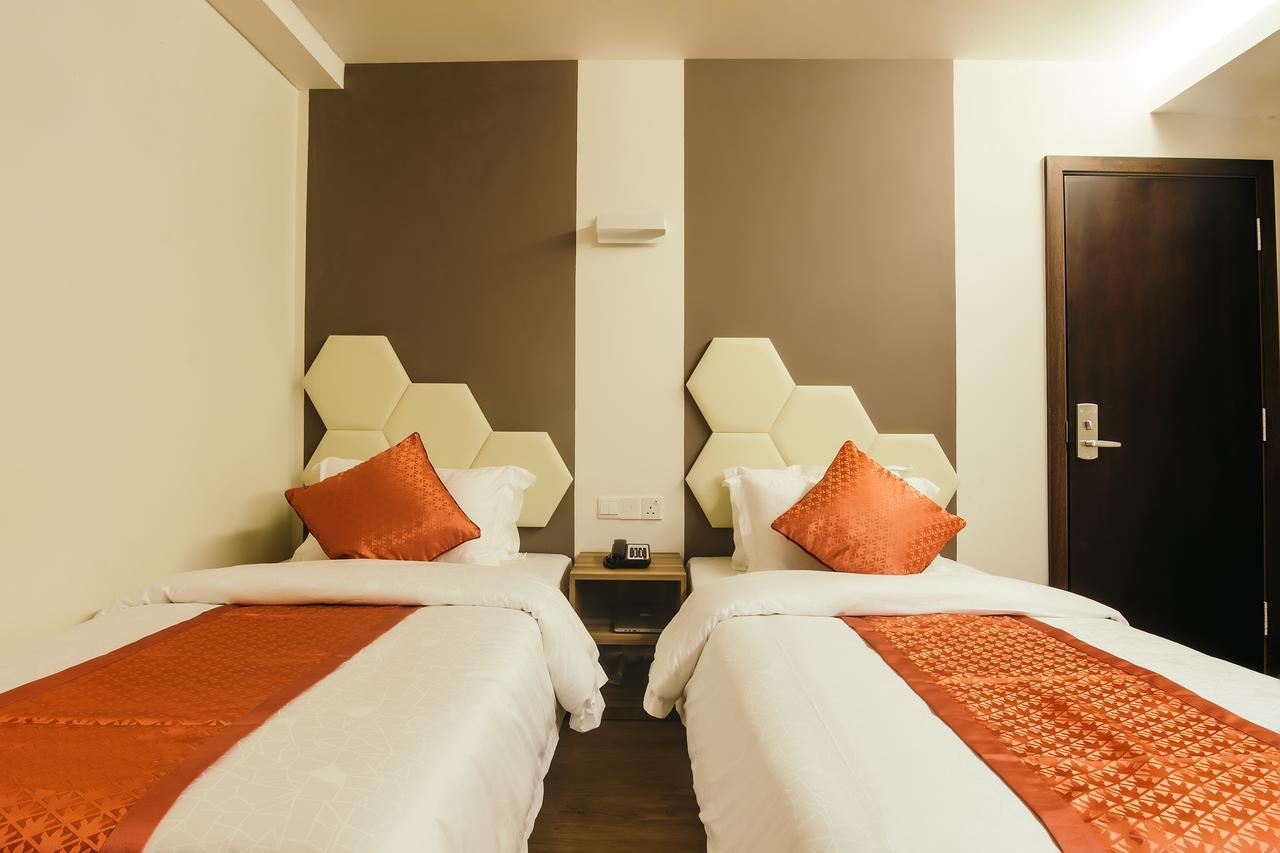 קוצ'ינג Memoire Hornbill Hotel מראה חיצוני תמונה