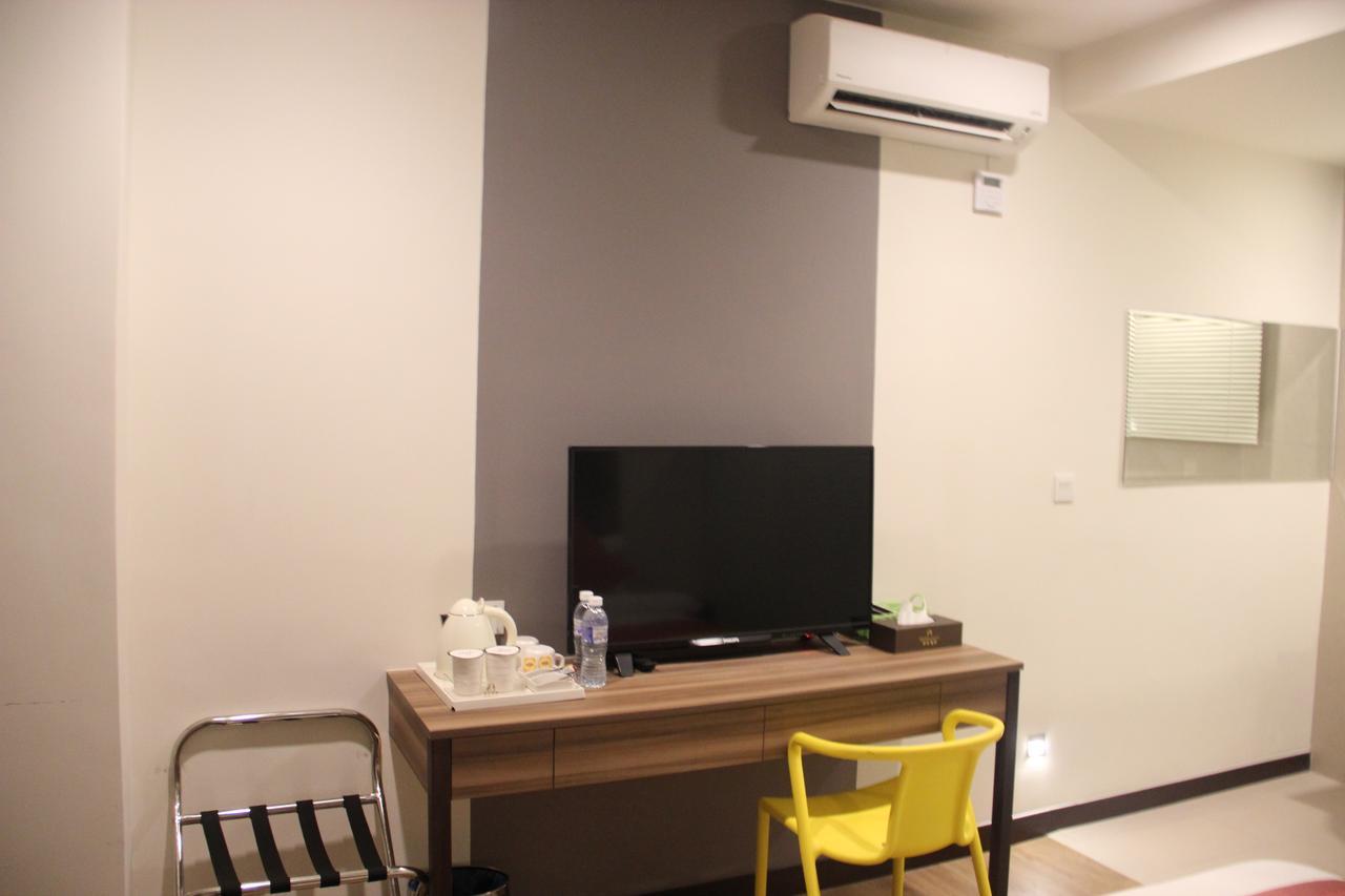 קוצ'ינג Memoire Hornbill Hotel מראה חיצוני תמונה