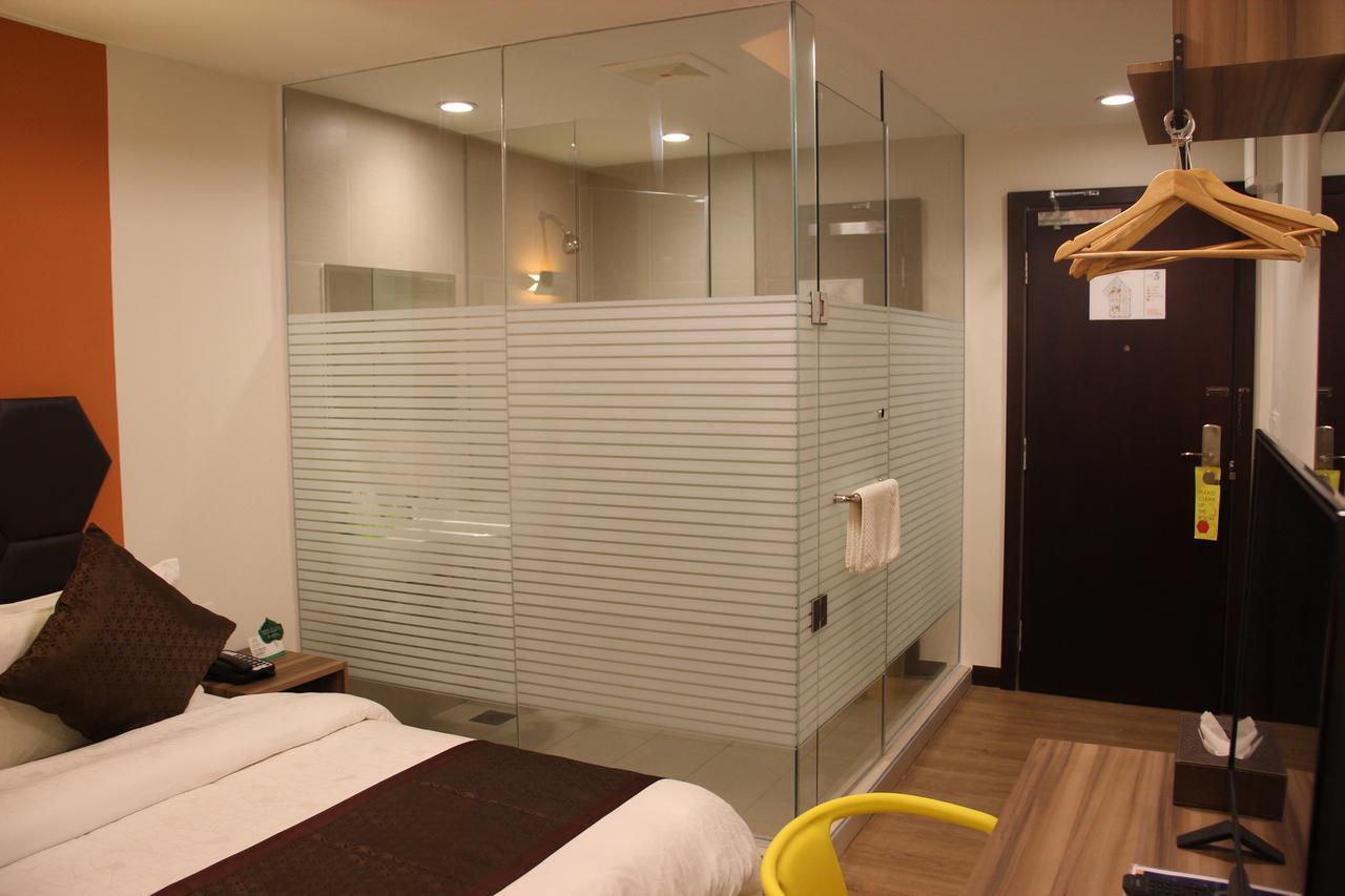 קוצ'ינג Memoire Hornbill Hotel מראה חיצוני תמונה