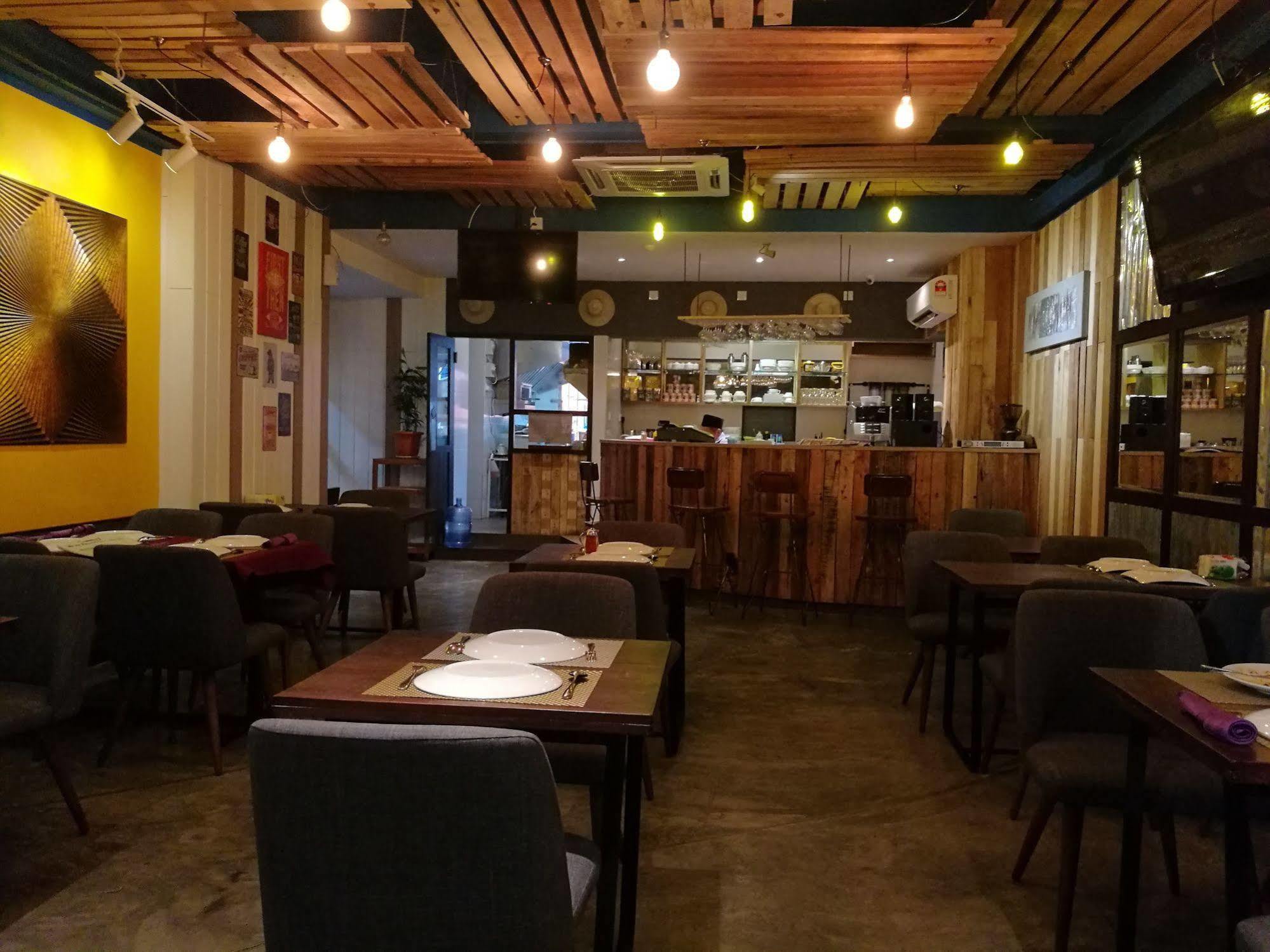 קוצ'ינג Memoire Hornbill Hotel מראה חיצוני תמונה